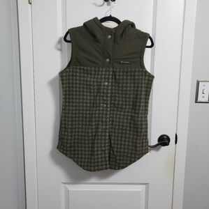 Columbia Olive Green Hooded Quilted Houndstooth Vest
